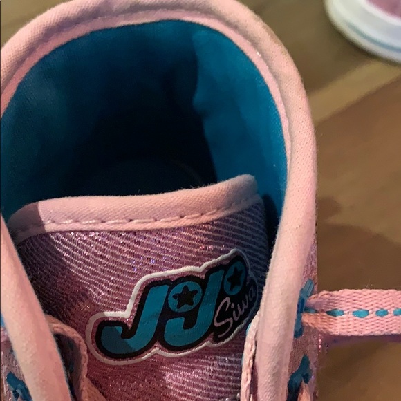 !2 for 1! Size 11 toddler Jojo Siwa running shoes - Picture 7 of 9